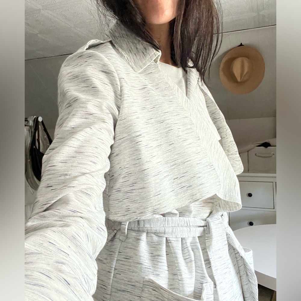Decjuba light weight trench coat